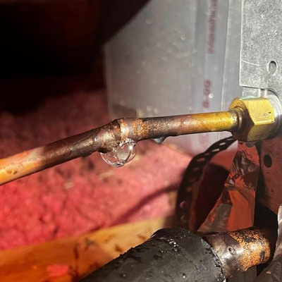 Small refrigerant leak